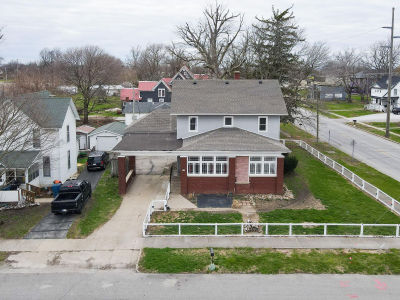 102 S Newton St Goodland, IN 47948