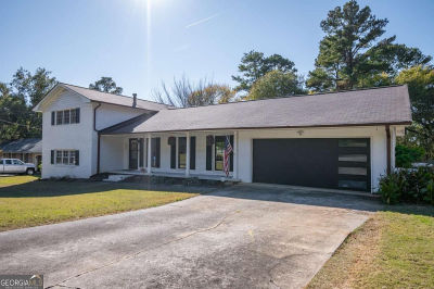 135 Tara Way Athens, GA 30606