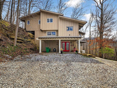 3303 S McGowan Rd Bloomington, IN 47401