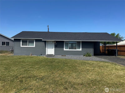 610 S Grand Dr Moses Lake, WA 98837