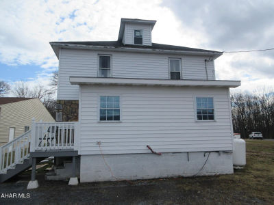 1222 Lincoln Hwy Schellsburg, PA 15559