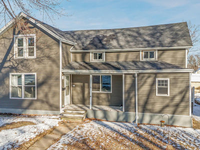 1202 S Pearl St New London, WI 54961