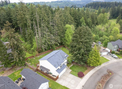 921 Erin Ln W Eatonville, WA 98328