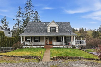 227 E Stringham Rd Rockford, WA 99030