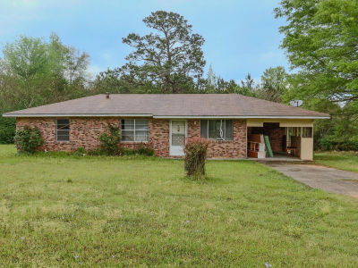 6 Daniels Dr Columbia, MS 39429