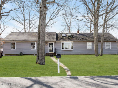 237 Virginia Ave Bayville, NJ 08721