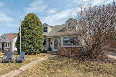 4462 S Lake Dr Cudahy, WI 53110