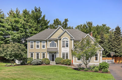 305 S Gate Ln Southport, CT 06890