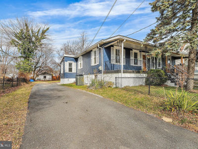 124 Washington Ave Upper Chichester, PA 19014