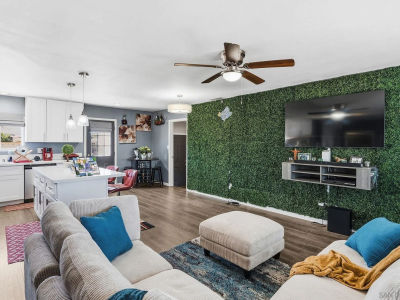 5567 Las Alturas Ter San Diego, CA 92114