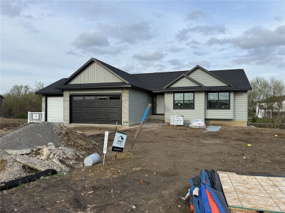 6308 Prairie Rose Cir SW Cedar Rapids, IA 52404