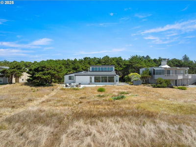89026 Ocean Dr Warrenton, OR 97146