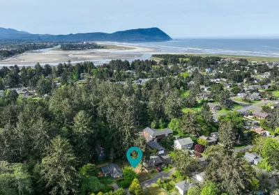 0 `b` St Seaside, OR 97138