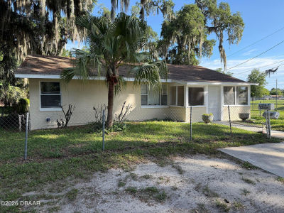 921 Winchester St Daytona Beach, FL 32114