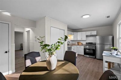 2216 Jackson Dr Arnold, MO 63010