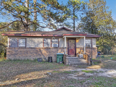 1005 Beatrice Ave Columbia, MS 39429