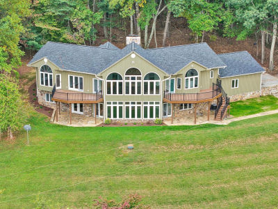 40 Woods Landing Ln Callaway, VA 24067