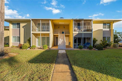101 Louella Ln APT 11 Nokomis, FL 34275