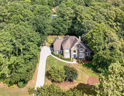 1430 Roanoke Trce Grayson, GA 30017