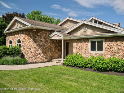 139 Jeffrey Ln Hurley, NY 12443