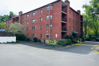 16 Winter St APT 26C Waltham, MA 02451
