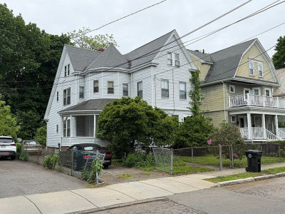 33 Melendy Ave Watertown, MA 02472