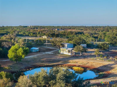 3270 Fm 671 Luling, TX 78648