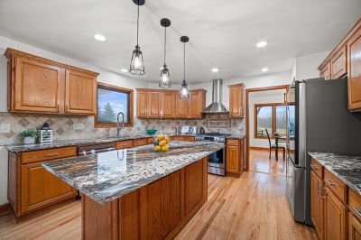 3504 Canada Goose Xing Racine, WI 53403