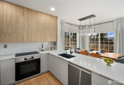 18638 NE 55th Way #Ll1863 Redmond, WA 98052