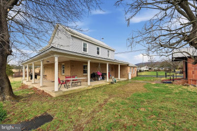 2221 Back Creek Valley Rd Hedgesville, WV 25427