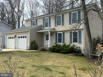 13 Christina Woods Ct Newark, DE 19702