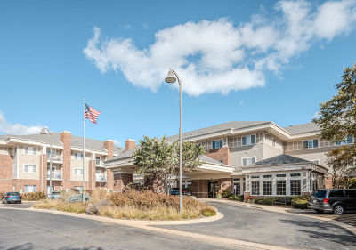 801 N McLean Blvd APT 320 Elgin, IL 60123
