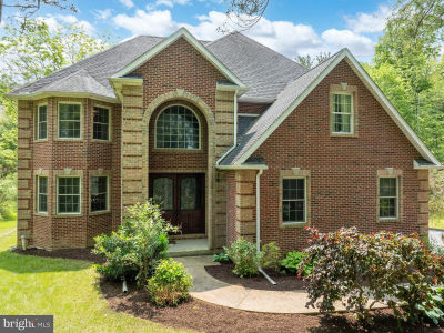 120 Meadowview Dr State College, PA 16801