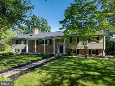 1031 Kathryn St Boalsburg, PA 16827