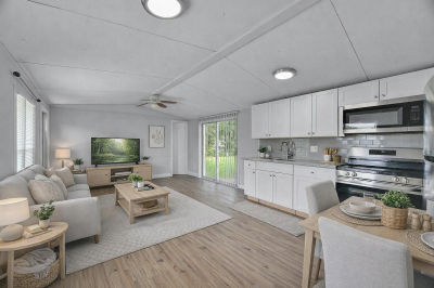 585 Avenue D NW Moore Haven, FL 33471