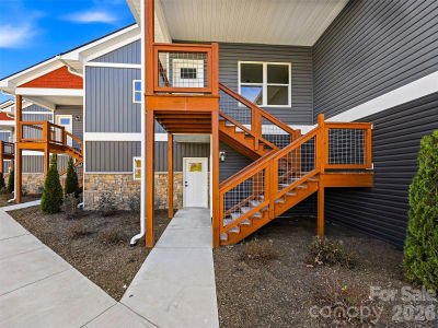 143 Carver St #1 Brevard, NC 28712