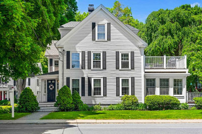 376 Main St APT 4 Amesbury, MA 01913