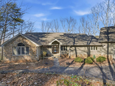 1343 McElroy Mountain Dr Jasper, GA 30143