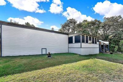 2681 Waterfront Park Dr Canyon Lake, TX 78133