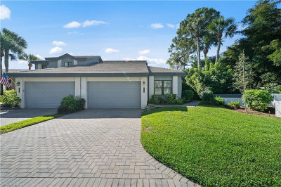 27181 Kindlewood Ln Bonita Springs, FL 34134