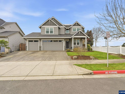 1301 Sunflower St Woodburn, OR 97071