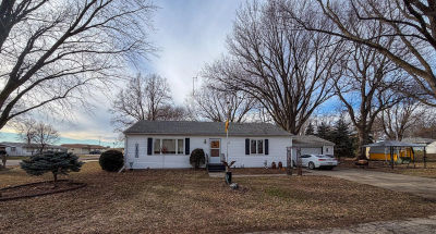 401 Center St Battle Creek, IA 51006