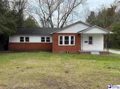 74 Victory Dr Cheraw, SC 29520