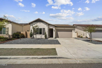 2075 Seville Dr Santa Paula, CA 93060