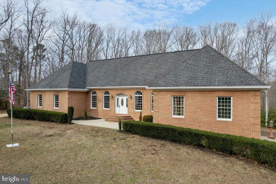 27320 Harpers Ct Mechanicsville, MD 20659