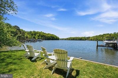 7335 Perry Ln Lusby, MD 20657