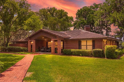 4910 E Lake Dr Winter Springs, FL 32708