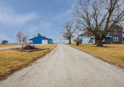 10147 N Thousand East Rd Chenoa, IL 61726