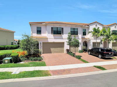 10043 Akenside Dr Boca Raton, FL 33428