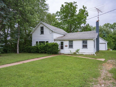 909 W State St Mauston, WI 53948